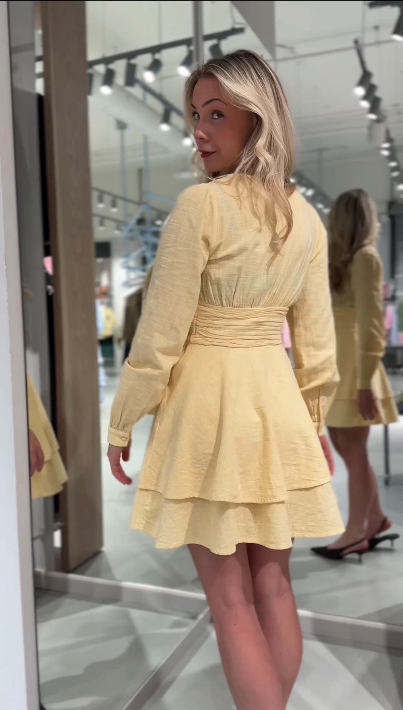 VMMIE Short Dress - Golden Haze