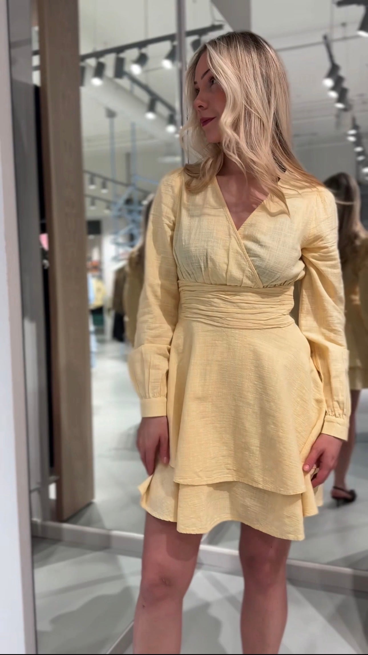 VMMIE Short Dress - Golden Haze