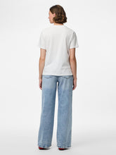 Last inn bildet i Galleri-visningsprogrammet, model_shot-back
