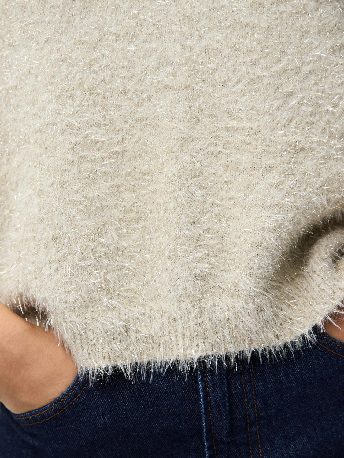 model_shot-detail