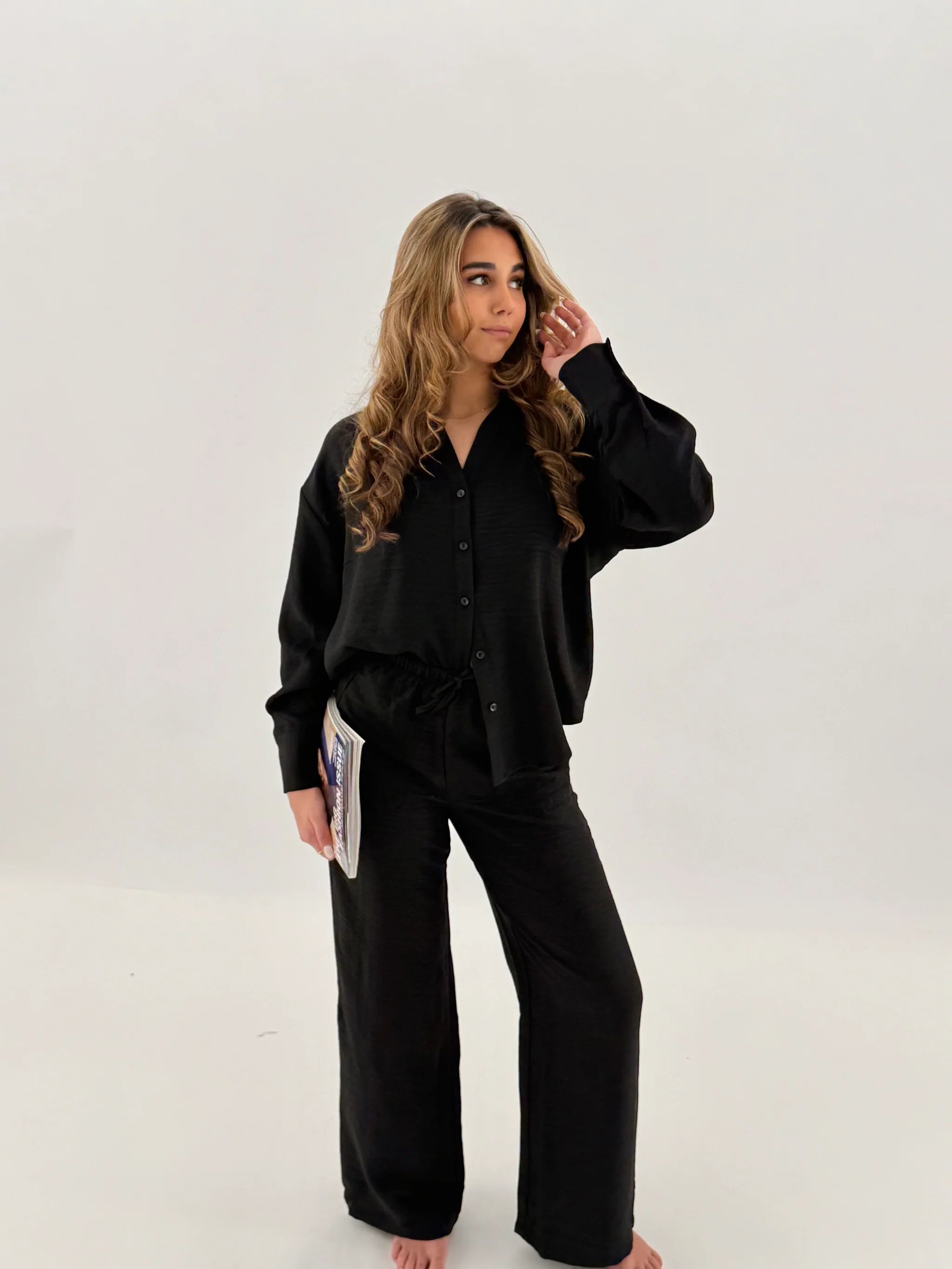 VMMELANEY Trousers - Black