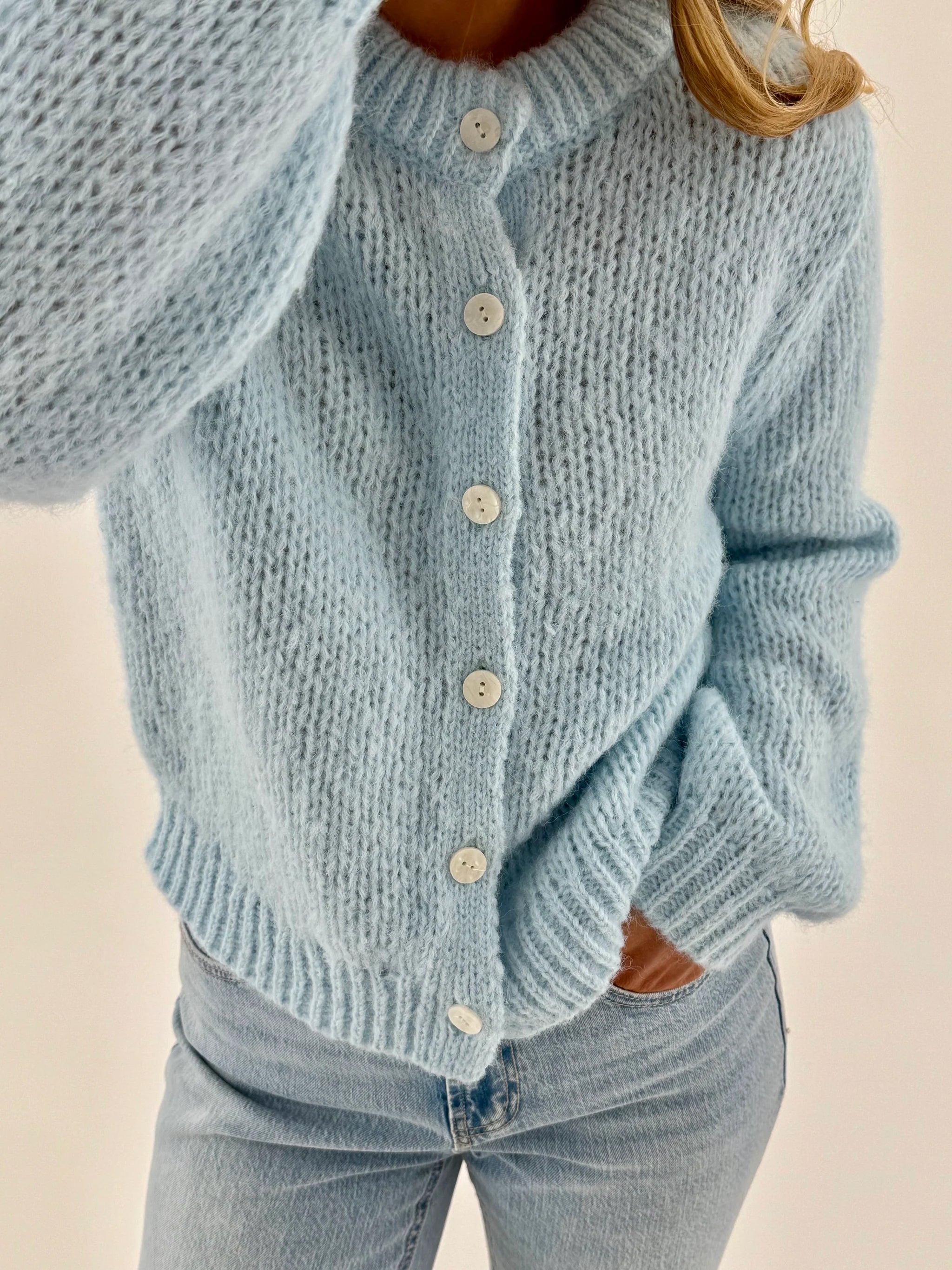 VMWILO Knit Cardigan - Nantucket Breeze
