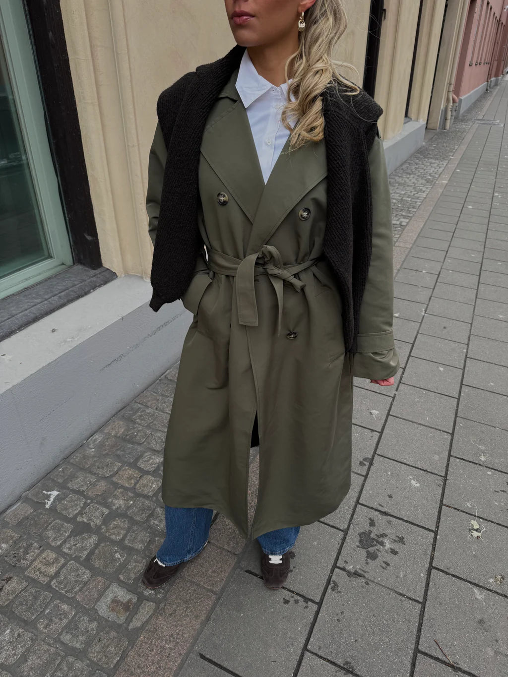 VMMOE Trenchcoat - Kalamata