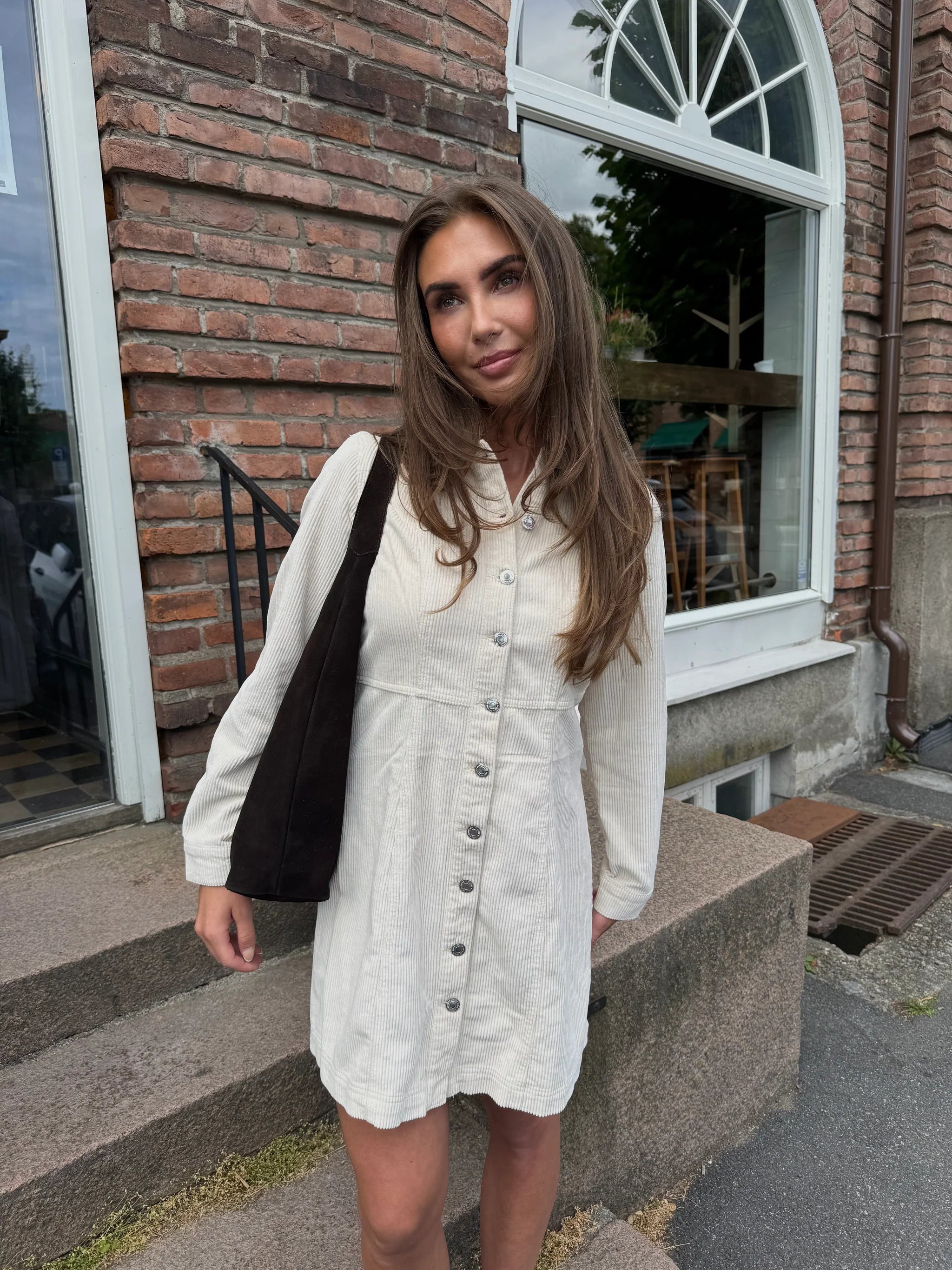 VMDAISY Short Dress - Oatmeal