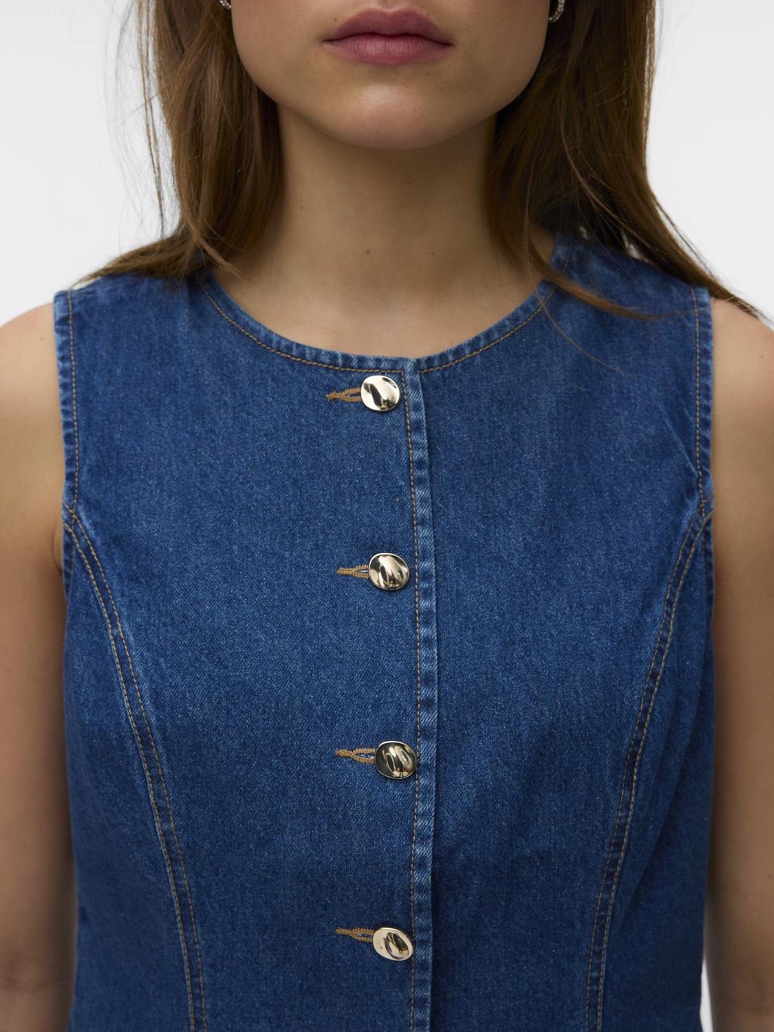 model_shot-detail