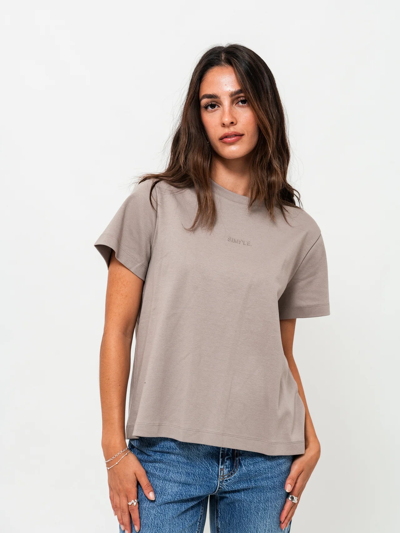 AWNAIMA T-shirt - Moon Rock