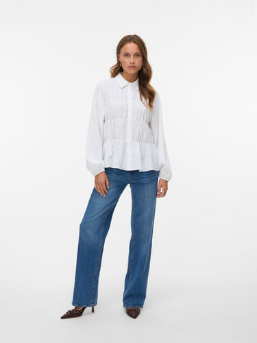 model_shot-front