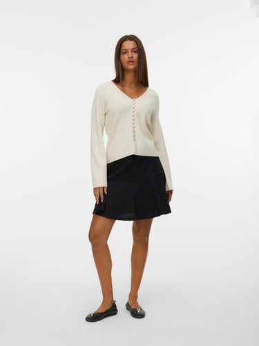 model_shot-front