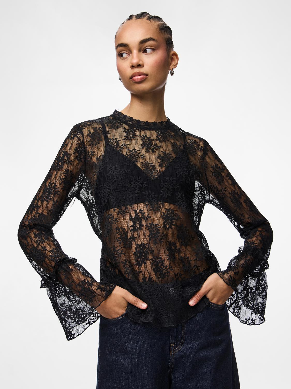 model_shot-front
