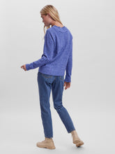 Last inn bildet i Galleri-visningsprogrammet, model_shot-back
