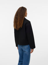 Last inn bildet i Galleri-visningsprogrammet, model_shot-back
