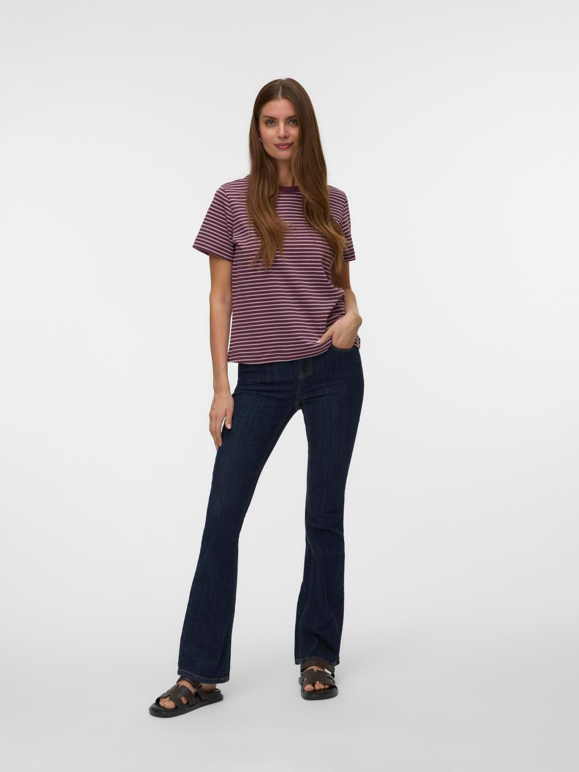 model_shot-front